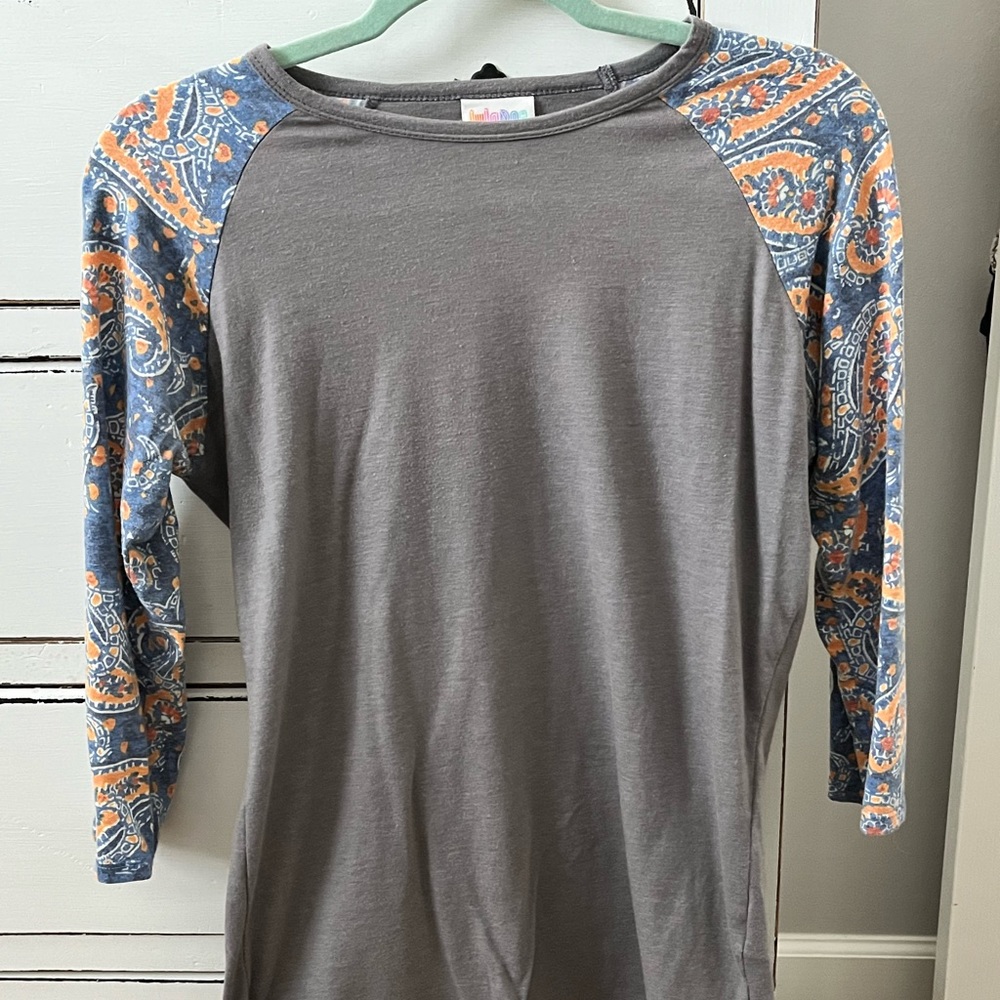 LuLaRoe Baseball 3/4 Sleeve Shirt Size S